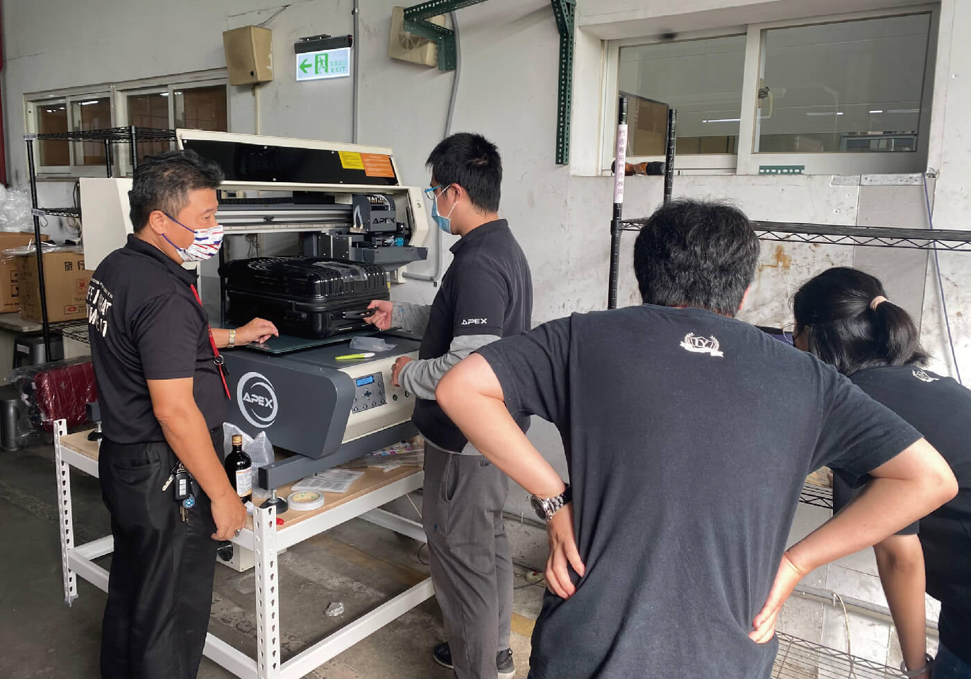企業活動紀錄 聯瑩國際 6090行李箱機 封面