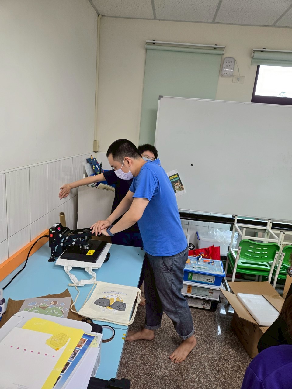 欣冠鈞幼兒園 F130+熱轉印機 交機教學 250424 sin guan 03