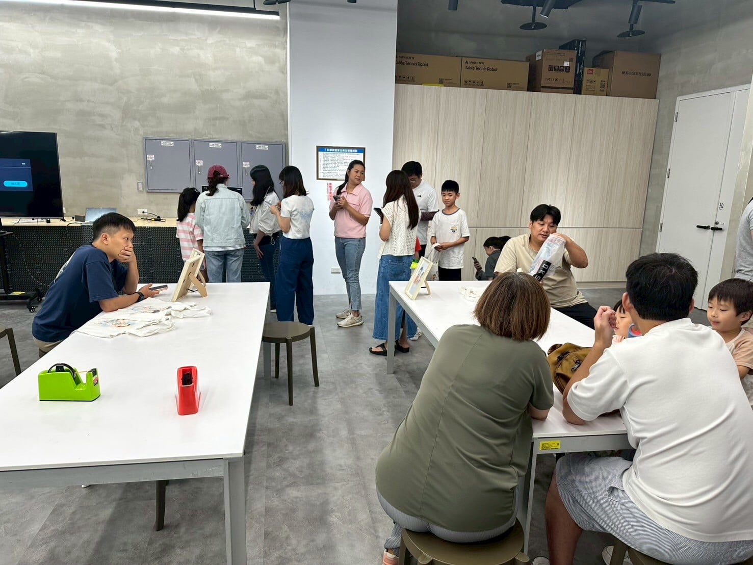 2026 夏季 奕昇x台北科教館 用AI玩轉臉譜 打造第一張個人風格金屬海報 2606 activity ntsec 24